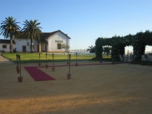 Ceremonia civil en la pérgola enfrente de la casa Dehesa Bolaños