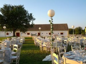 Banquete boda en jardín de Dehesa Bolaños