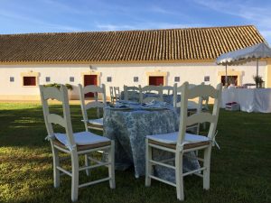 Mesas en el jardín - Bautizo Guillermo en Dehesa Bolaños