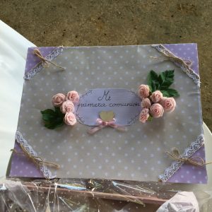 Detalle primera comunión - Comunión Virginia en Dehesa Bolaños