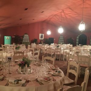 Cena en el salón - Boda Ana & Jose en Dehesa Bolaños