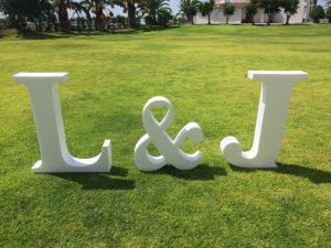 Letras iniciales novios - Boda Lorena & Jesús en Dehesa Bolaños