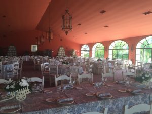 Almuerzo en el salón - Boda Mamen & Carlos en Dehesa Bolaños