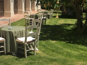 Aperitivo jardines - Comunión Paloma en Dehesa Bolaños